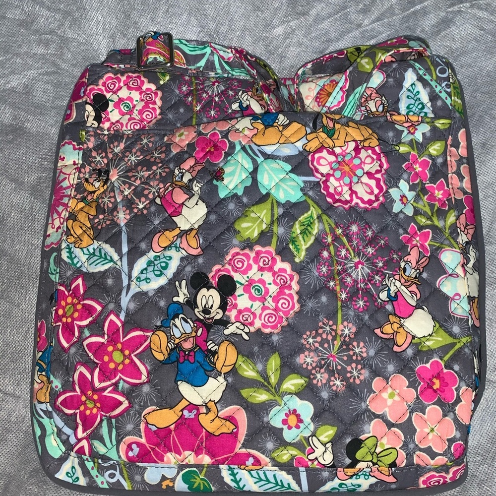 NWT Vera Bradley Disney Iconic Triple Zip Hipster - Picture 7 of 8
